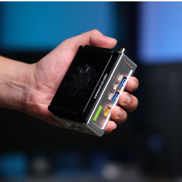 reComputer Mini J3011 - NVIDIA® Jetson™ Orin™ Nano 8GB를 탑재한 지능형 엣지 AI 컴퓨터 thumbnail 8